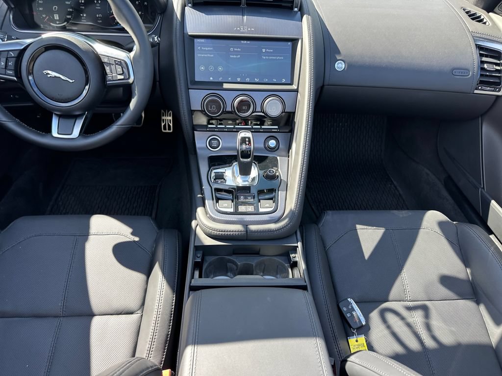 Used 2024 Jaguar F-TYPE R-Dynamic RWD image 11