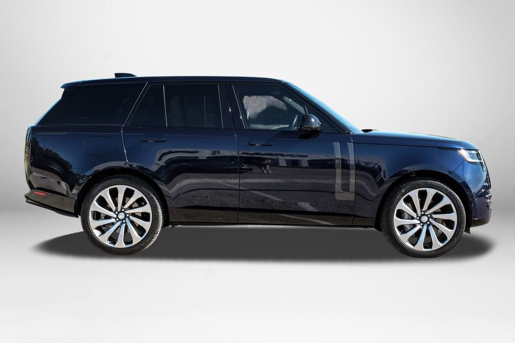 Used 2023 Land Rover Range Rover SE image 5