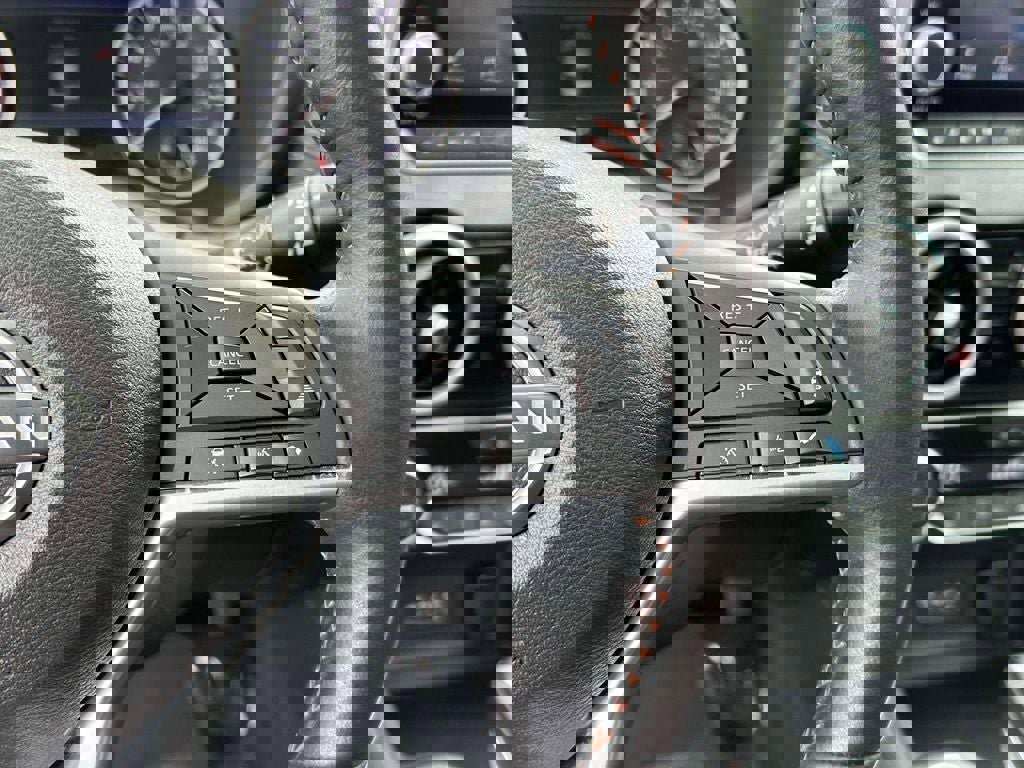 Used 2024 Nissan Sentra SR w/ SR Premium Package image 22