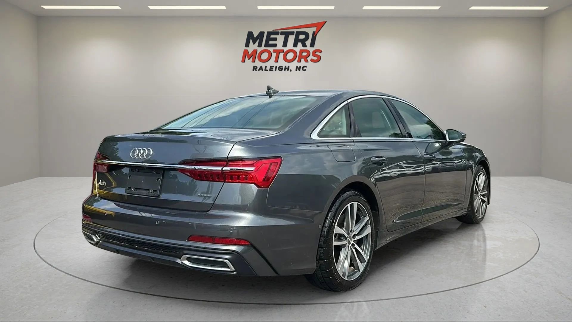 Used 2019 Audi A6 3.0T Premium Plus image 3