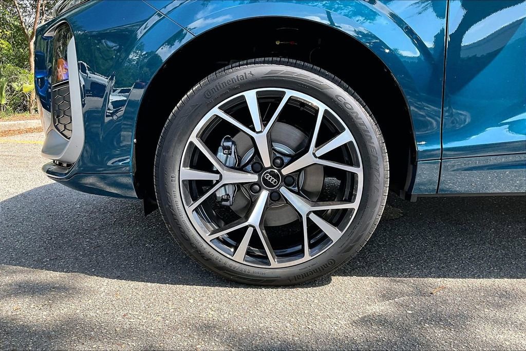 New 2026 Audi Q3 quattro 2.0T AWD/4WD image 13