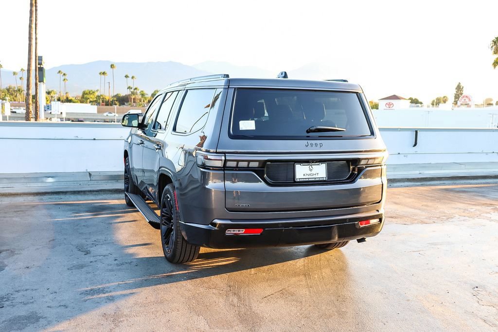 New 2026 Jeep Grand Wagoneer Limited AWD/4WD image 7