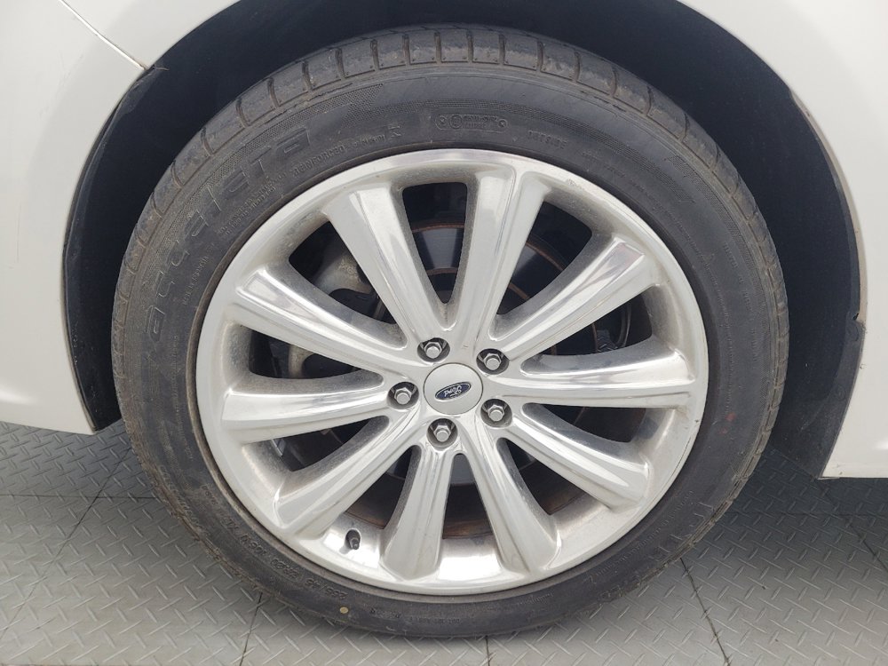 Used 2014 Ford Flex Limited w/ Equipment Group 301A FWD image 31