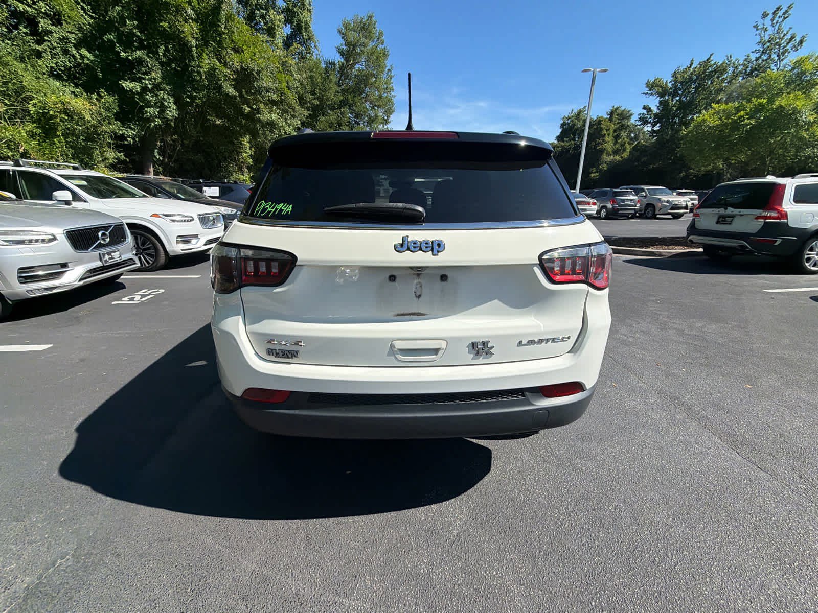Used 2018 Jeep Compass Limited AWD/4WD image 11