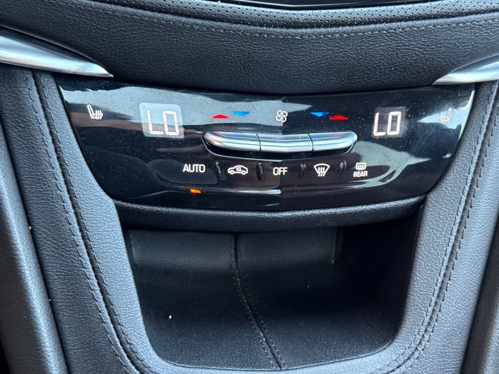 Used 2023 Cadillac XT5 Sportv AWD/4WD image 21