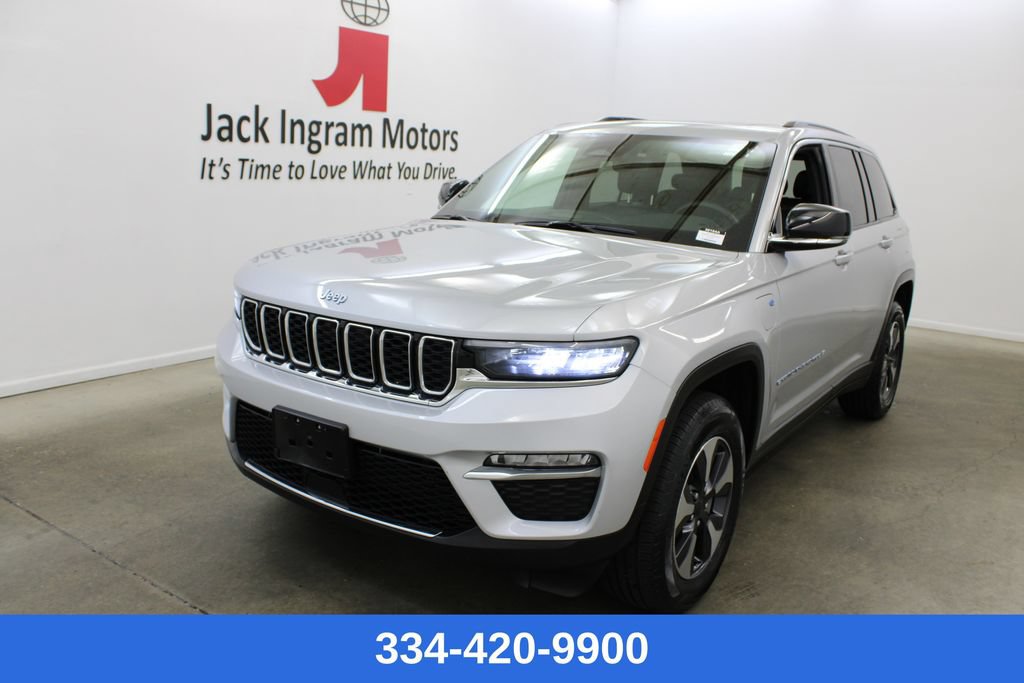 Used 2024 Jeep Grand Cherokee Limited 4xe AWD/4WD image 1