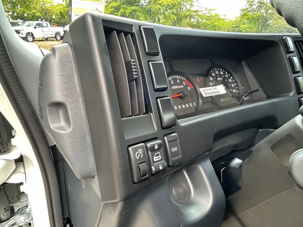 New 2024 Chevrolet Low Cab Forward image 29