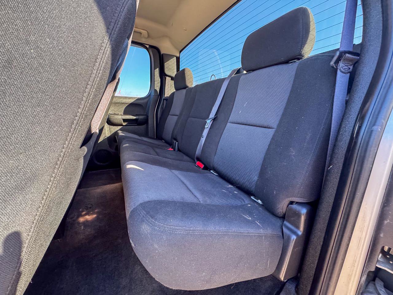 Used 2010 Chevrolet Silverado 2500 LT w/ Interior Plus Package AWD/4WD image 21
