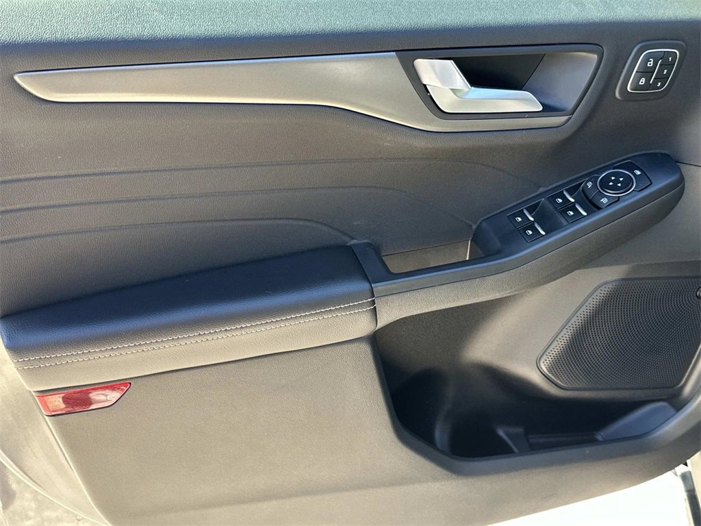 Used 2023 Ford Escape Active w/ Tech Pack #2 image 27