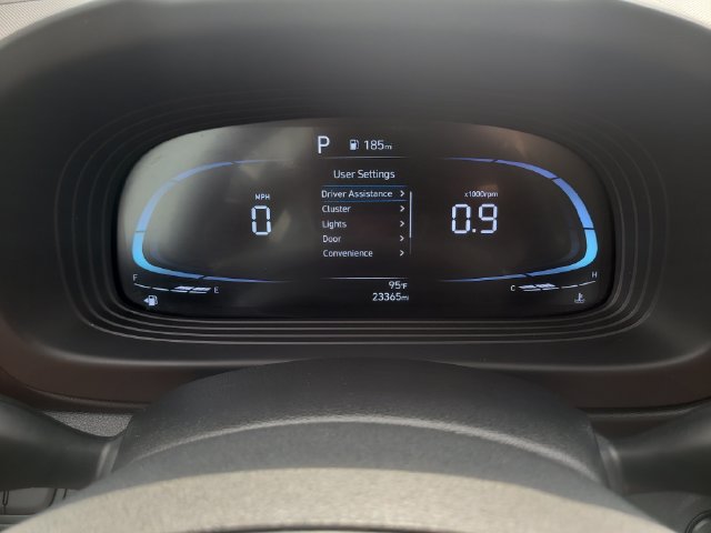 Used 2025 Hyundai Venue SEL FWD image 30