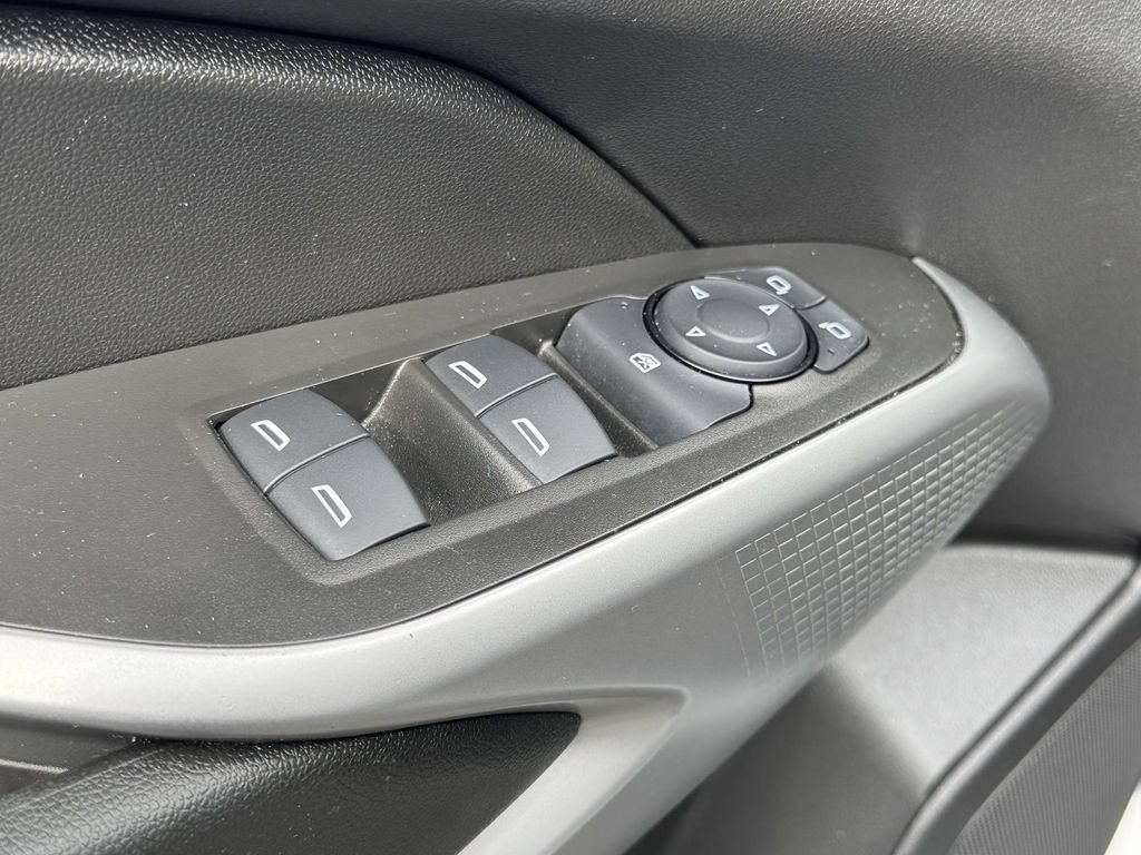 Used 2024 Chevrolet Trax LS w/ Driver Confidence Package FWD image 19
