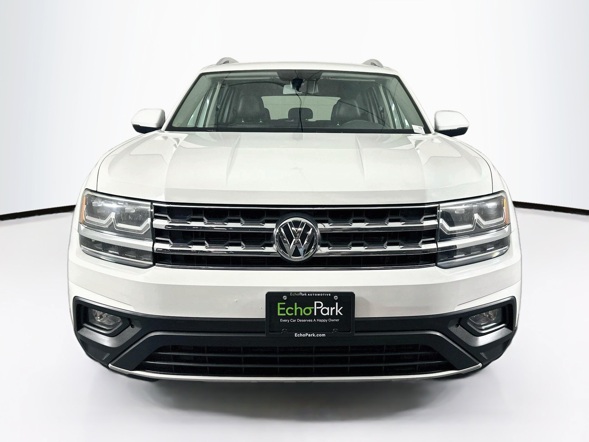 Used 2018 Volkswagen Atlas SE FWD image 2