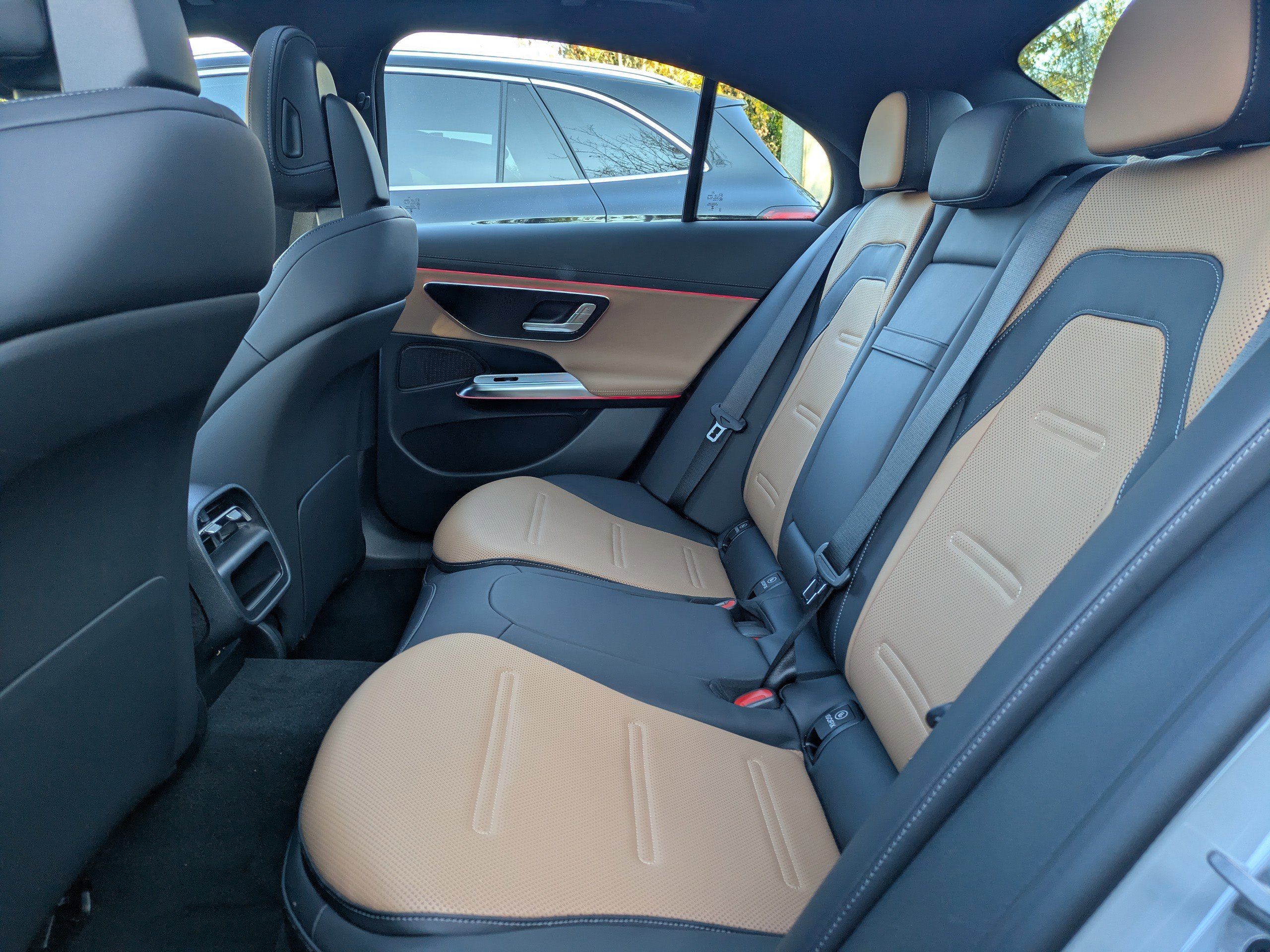 New 2026 Mercedes-Benz E 53 AMG e 4MATIC Sedan image 15