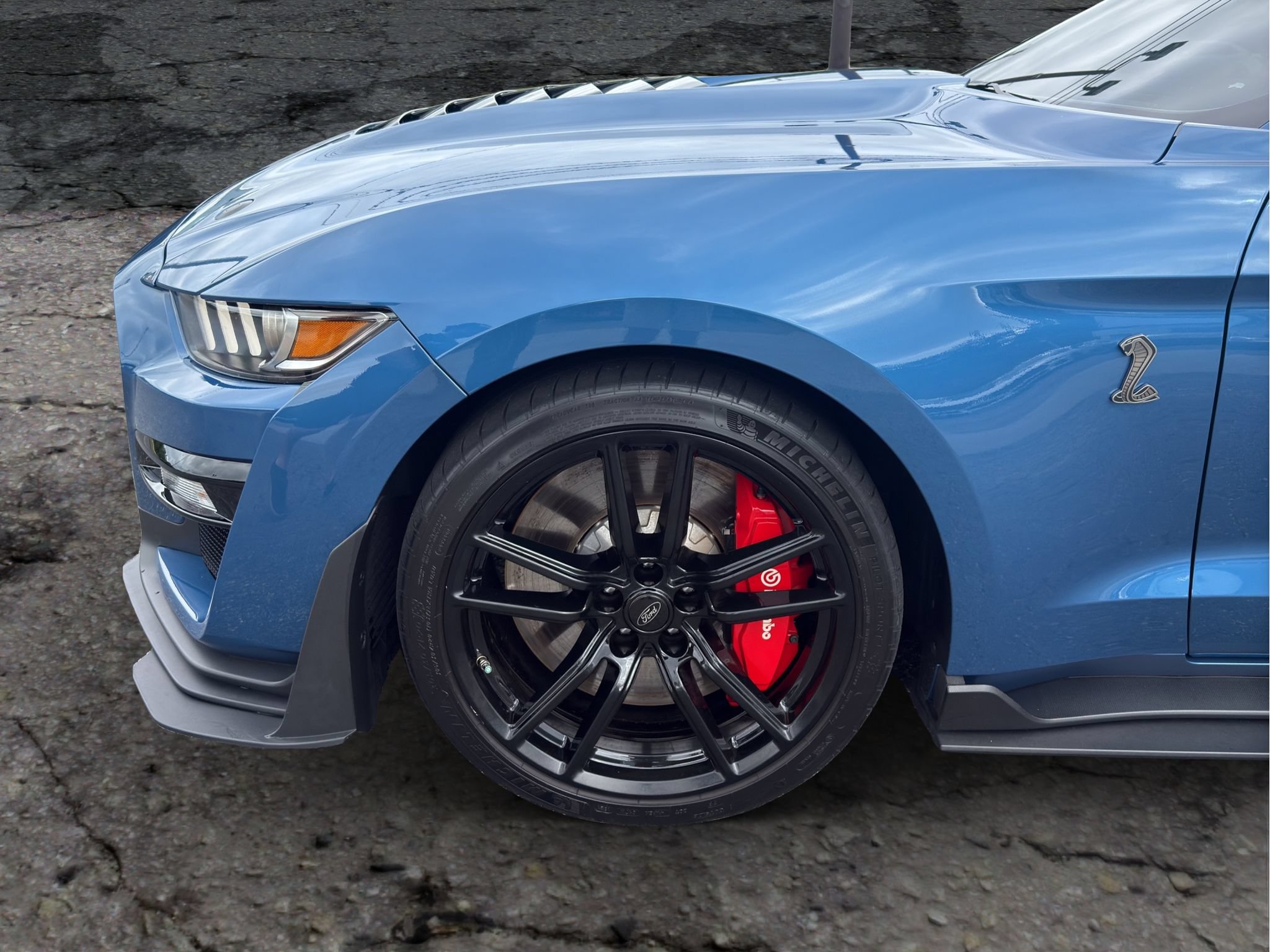 Used 2021 Ford Mustang Shelby GT500 w/ Technology Package RWD image 15