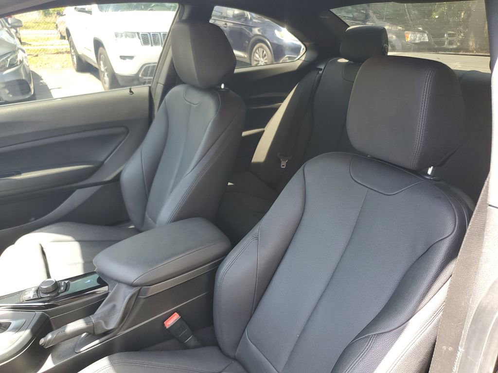 Used 2018 BMW 230i Coupe image 18