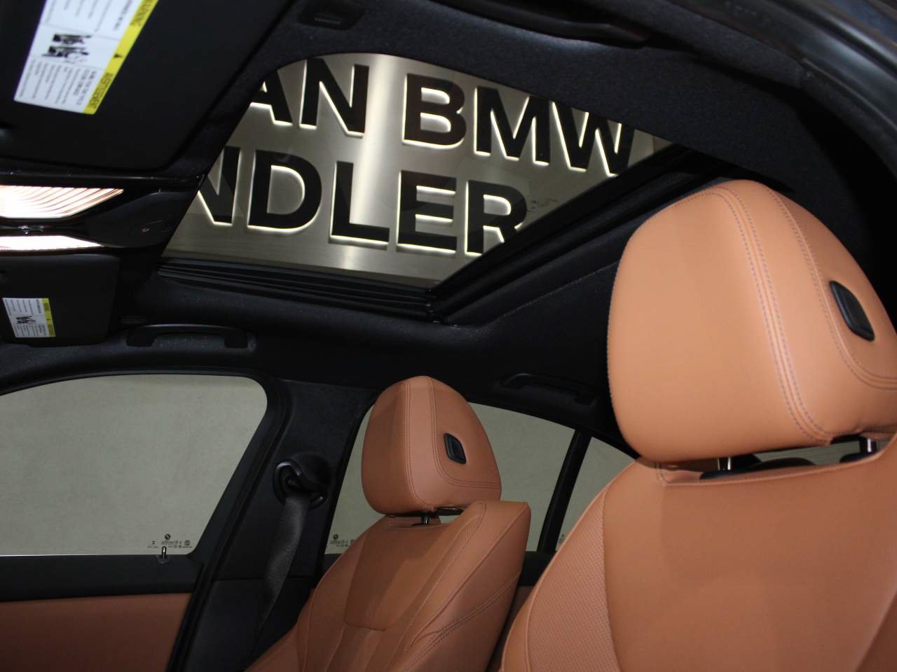 Used 2026 BMW 330i Sedan RWD image 15