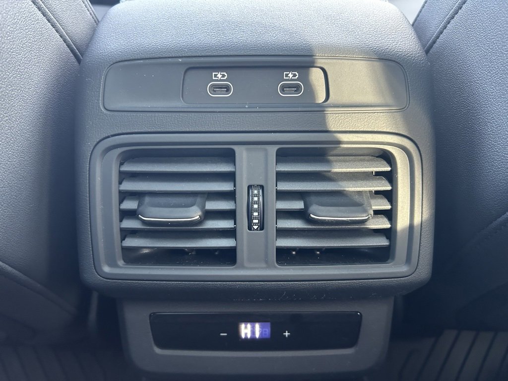 Used 2025 Audi Q5 Premium w/ Convenience Package image 21