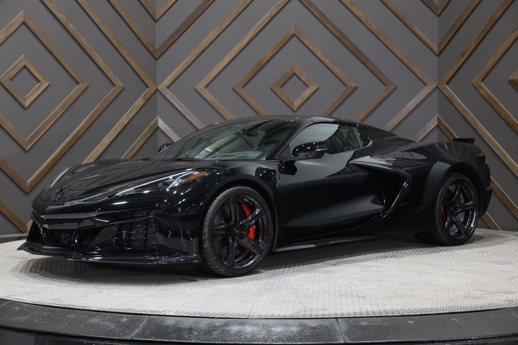 Used 2024 Chevrolet Corvette Z06 w/ Stealth Interior Trim Package image 3