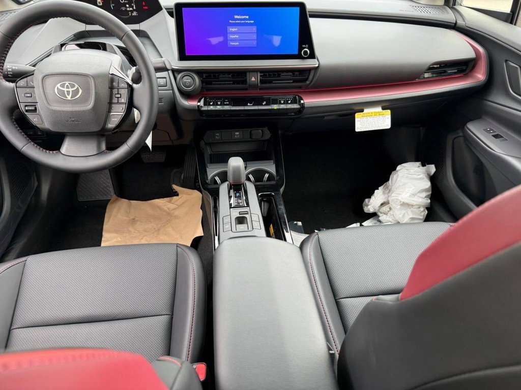New 2026 Toyota Prius Plug-In Hybrid FWD image 8