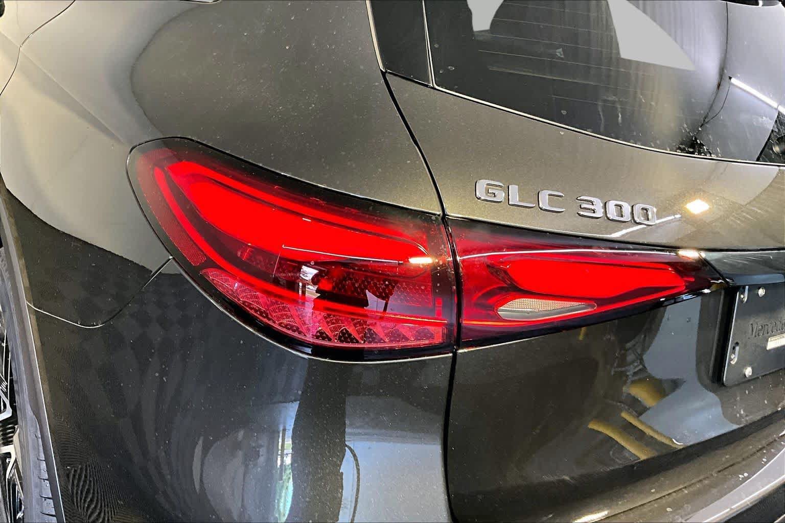 New 2027 Mercedes-Benz GLC 300 4MATIC image 5