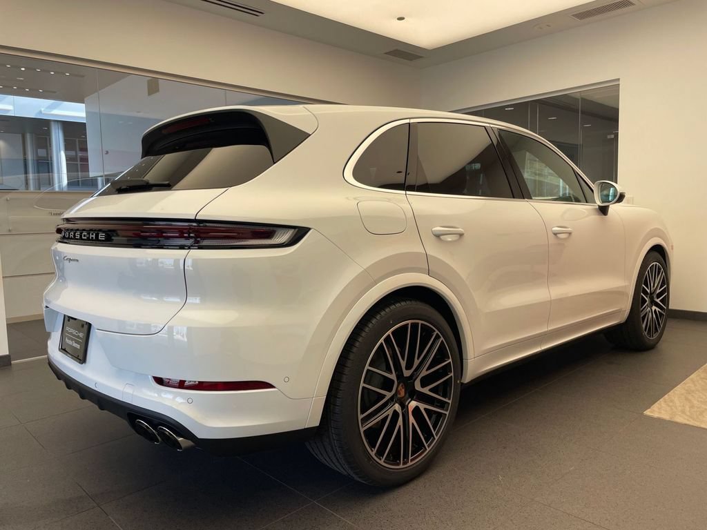 New 2026 Porsche Cayenne AWD/4WD image 7
