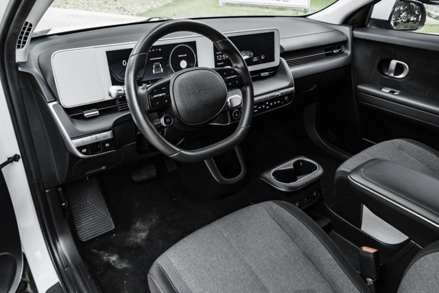 Certified 2024 Hyundai Ioniq 5 SEL image 8