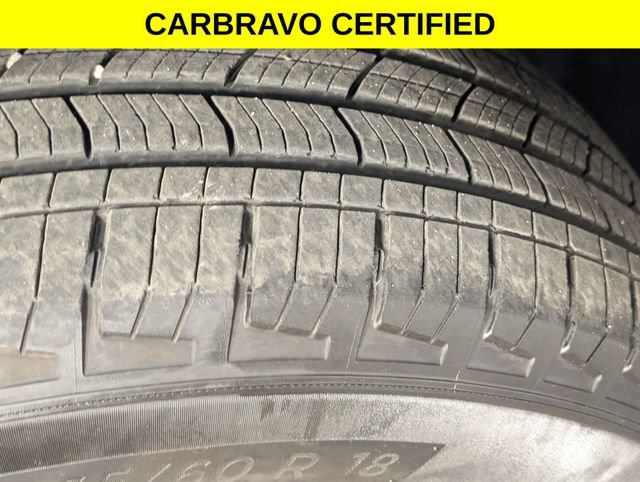 Used 2024 Jeep Grand Cherokee L Altitude AWD/4WD image 9