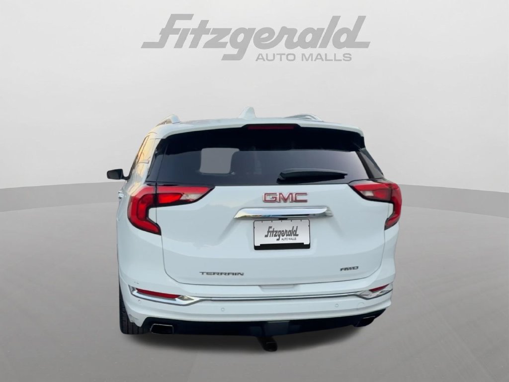 Used 2019 GMC Terrain Denali w/ Advanced Safety Package AWD/4WD image 6