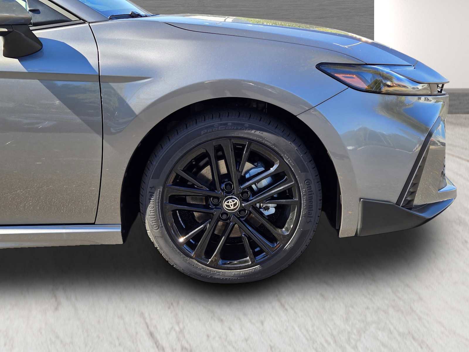 Used 2026 Toyota Camry SE w/ Convenience Package image 10