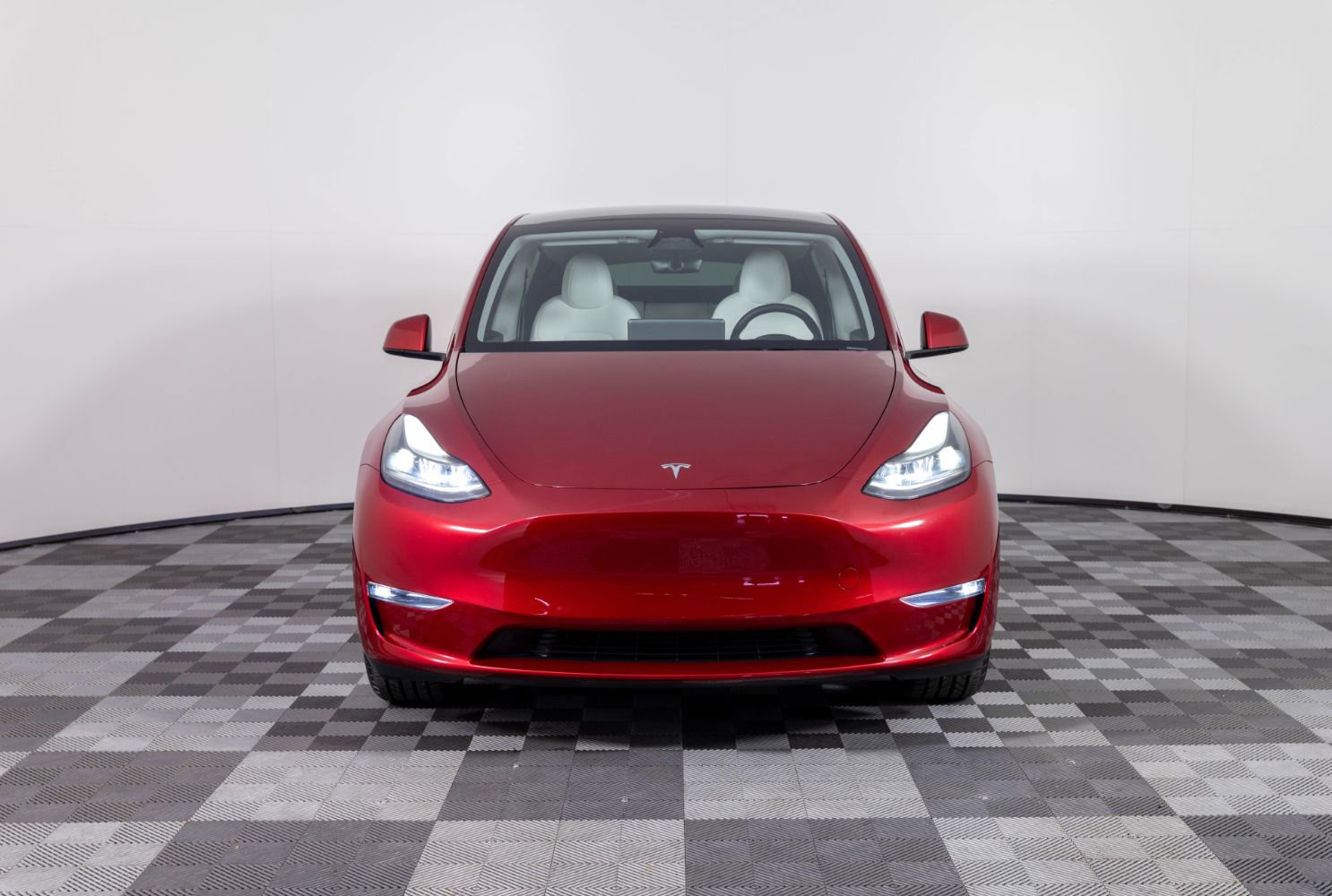 Used 2024 Tesla Model Y Long Range image 12