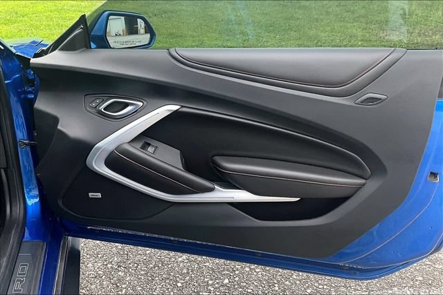 Used 2018 Chevrolet Camaro SS RWD image 23