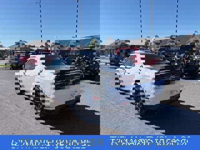 Used 2019 Dodge Challenger SRT Hellcat Redeye image 8