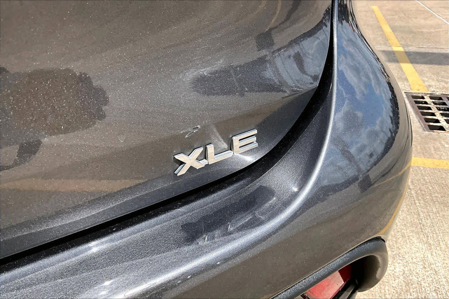 Used 2021 Toyota Highlander XLE FWD image 10