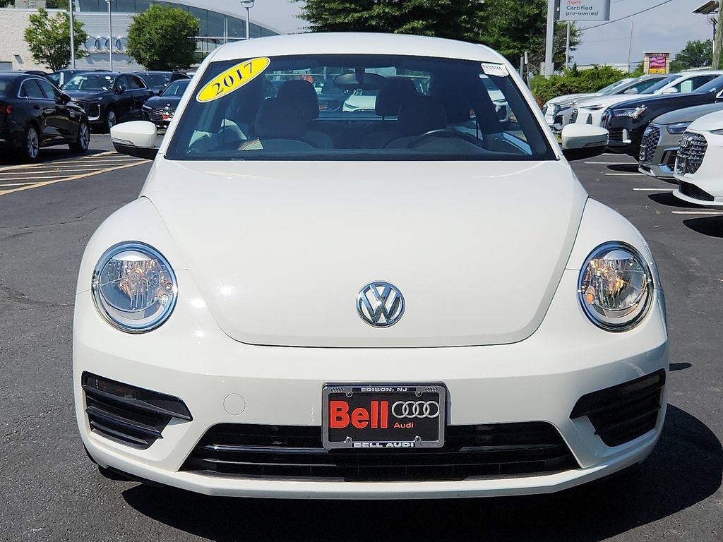 Used 2017 Volkswagen Beetle 1.8T Classic FWD image 8