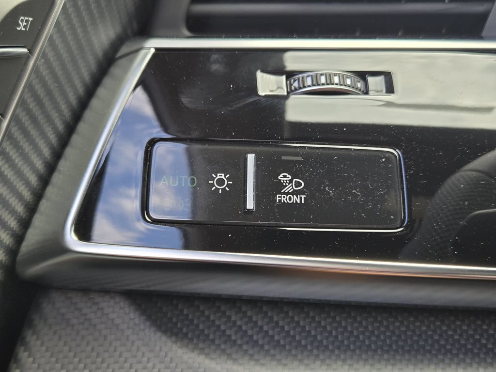 New 2026 Audi SQ8 Prestige AWD/4WD image 25