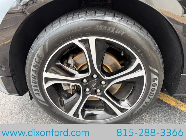 Used 2019 Ford Edge ST w/ Equipment Group 401A AWD/4WD image 34