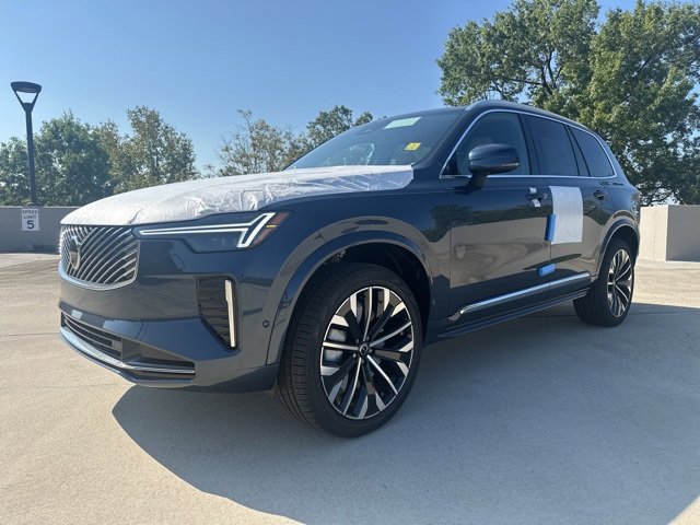 New 2026 Volvo XC90 B6 Plus w/ Protection Package Premier image 3