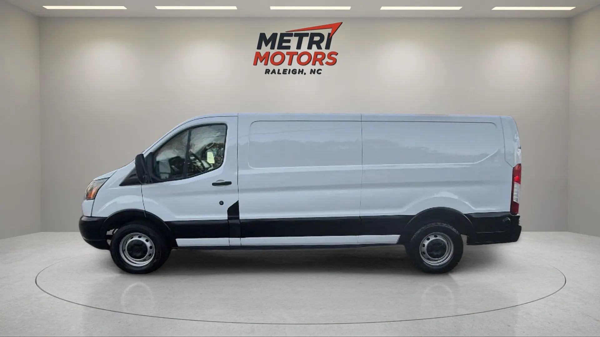 Used 2019 Ford Transit 250 Low Roof w/60/40 Side Door w/L image 6