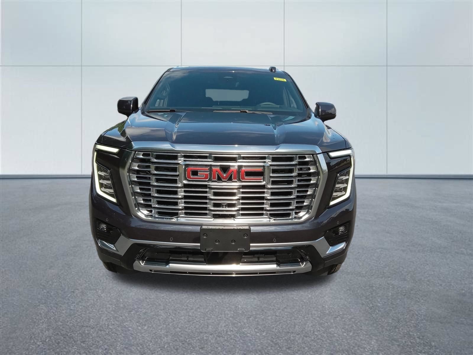 Used 2026 GMC Yukon Denali w/ Advanced Technology Package AWD/4WD image 5