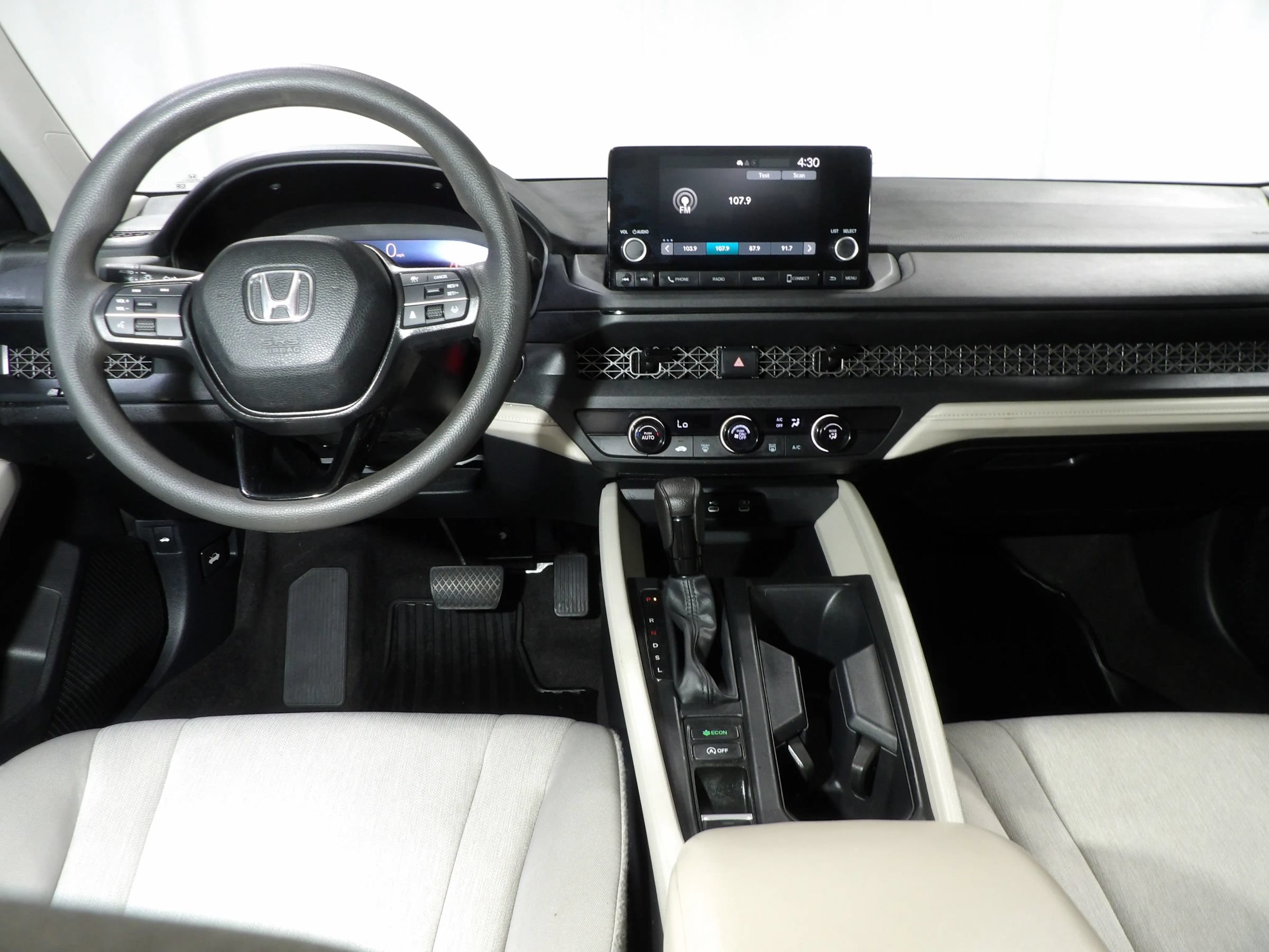 Used 2025 Honda Accord LX image 16