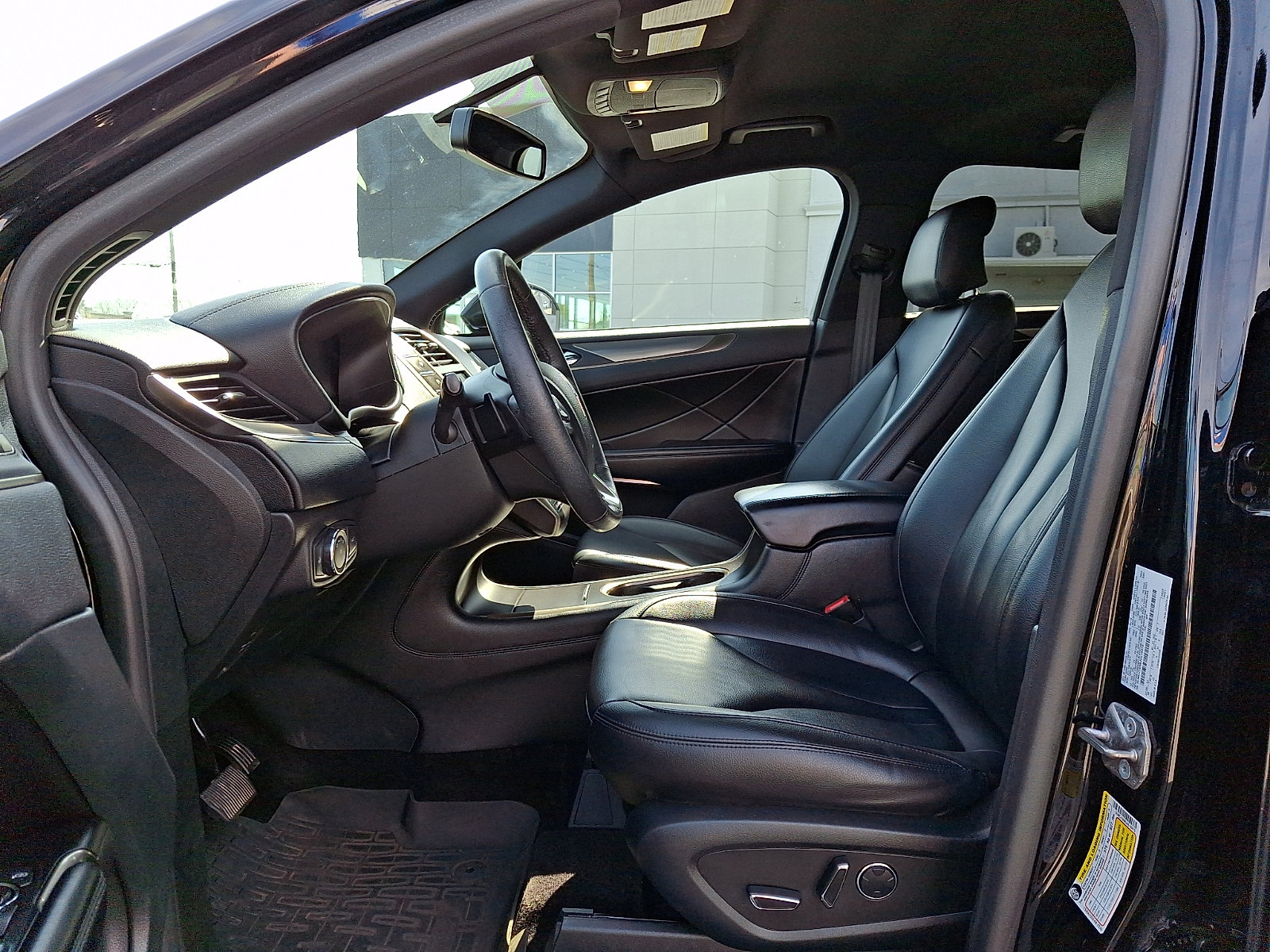 Used 2018 Lincoln MKC Premiere image 13