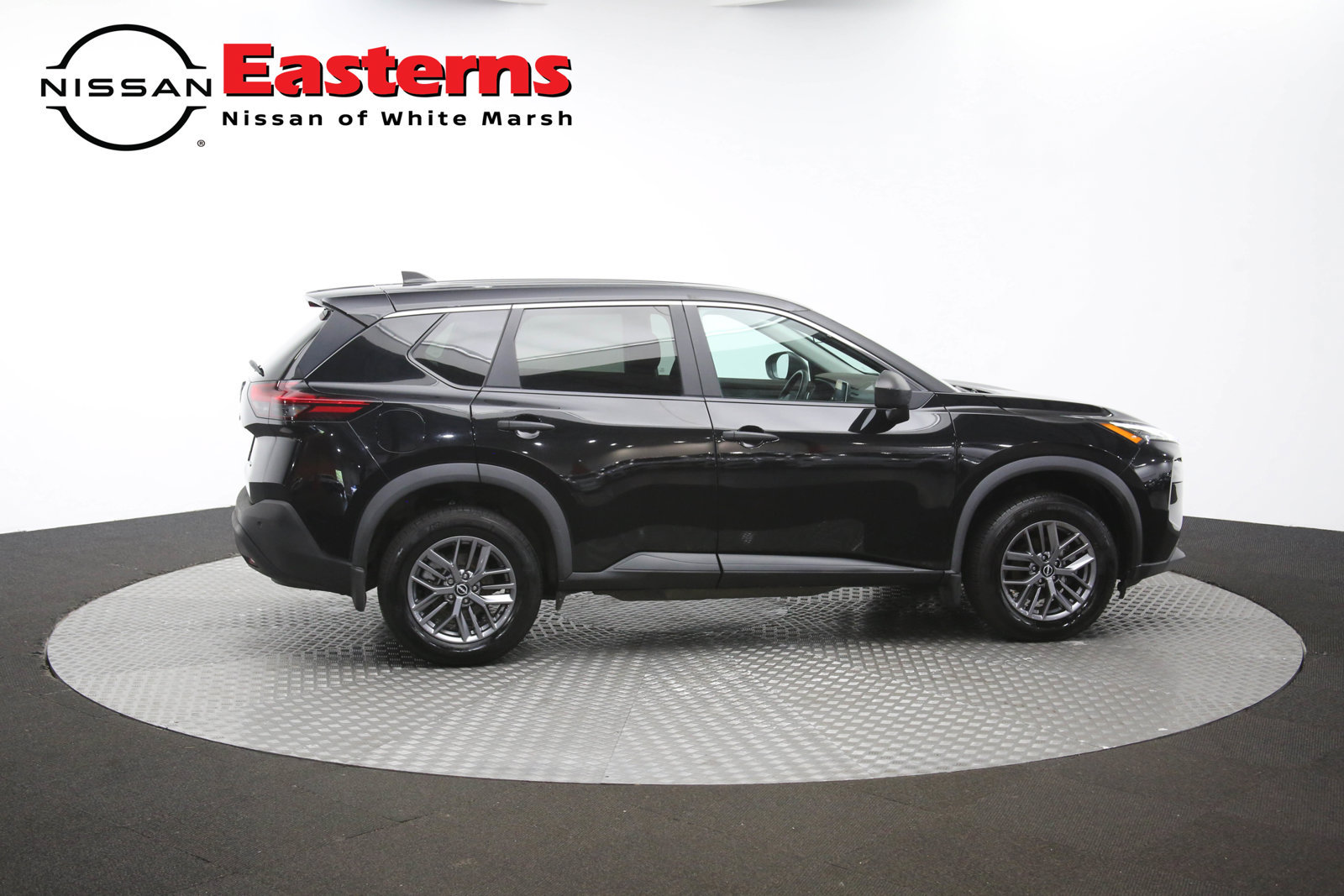 Used 2023 Nissan Rogue S AWD/4WD image 44