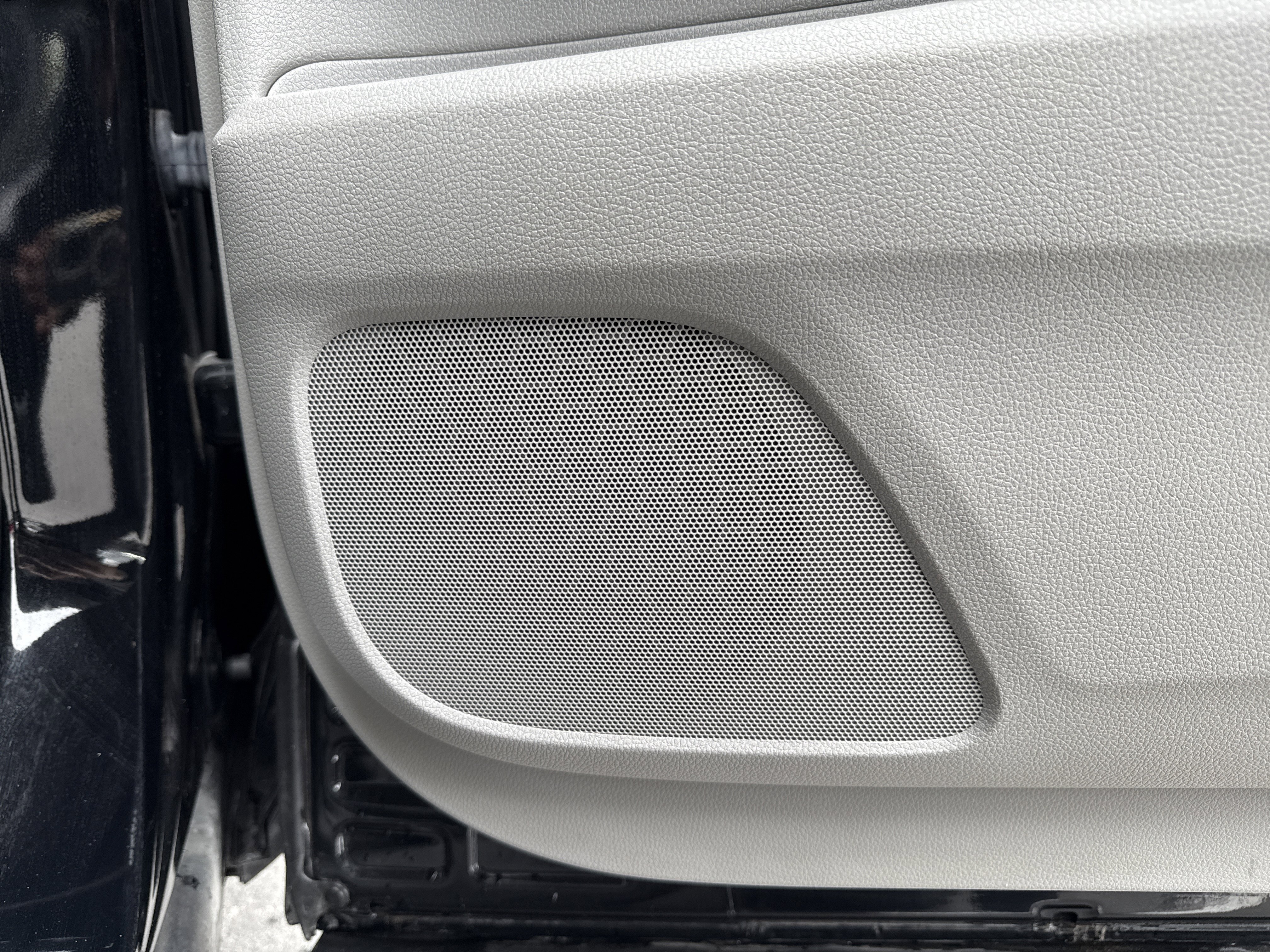 Used 2016 Honda Pilot EX-L image 38