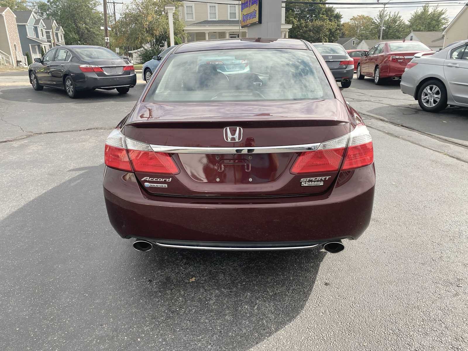 Used 2013 Honda Accord Sport image 29