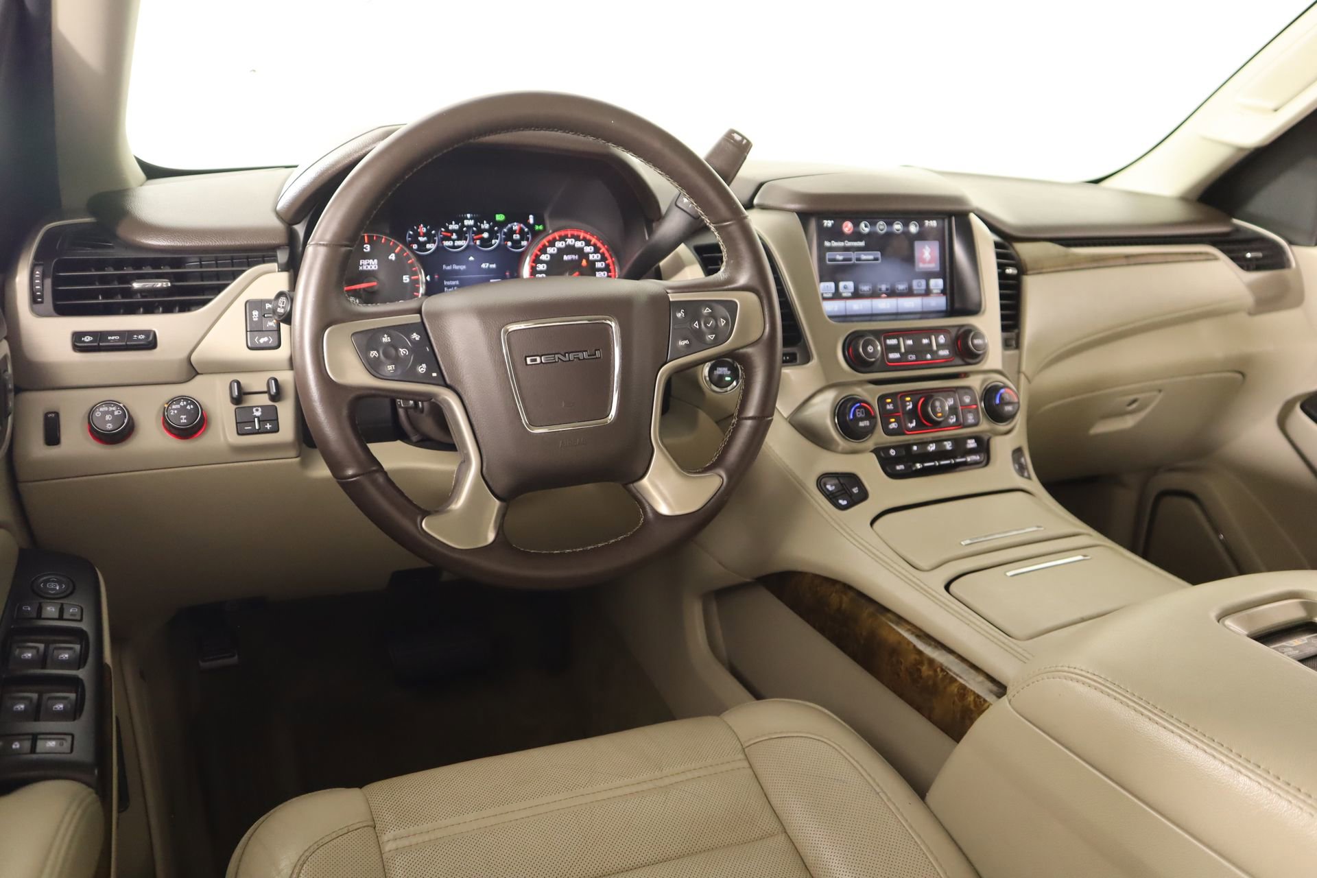 Used 2016 GMC Yukon Denali w/ Open Road Package image 2