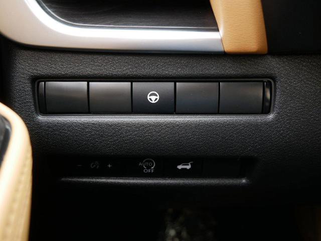 Certified 2023 Nissan Rogue Platinum AWD/4WD image 30