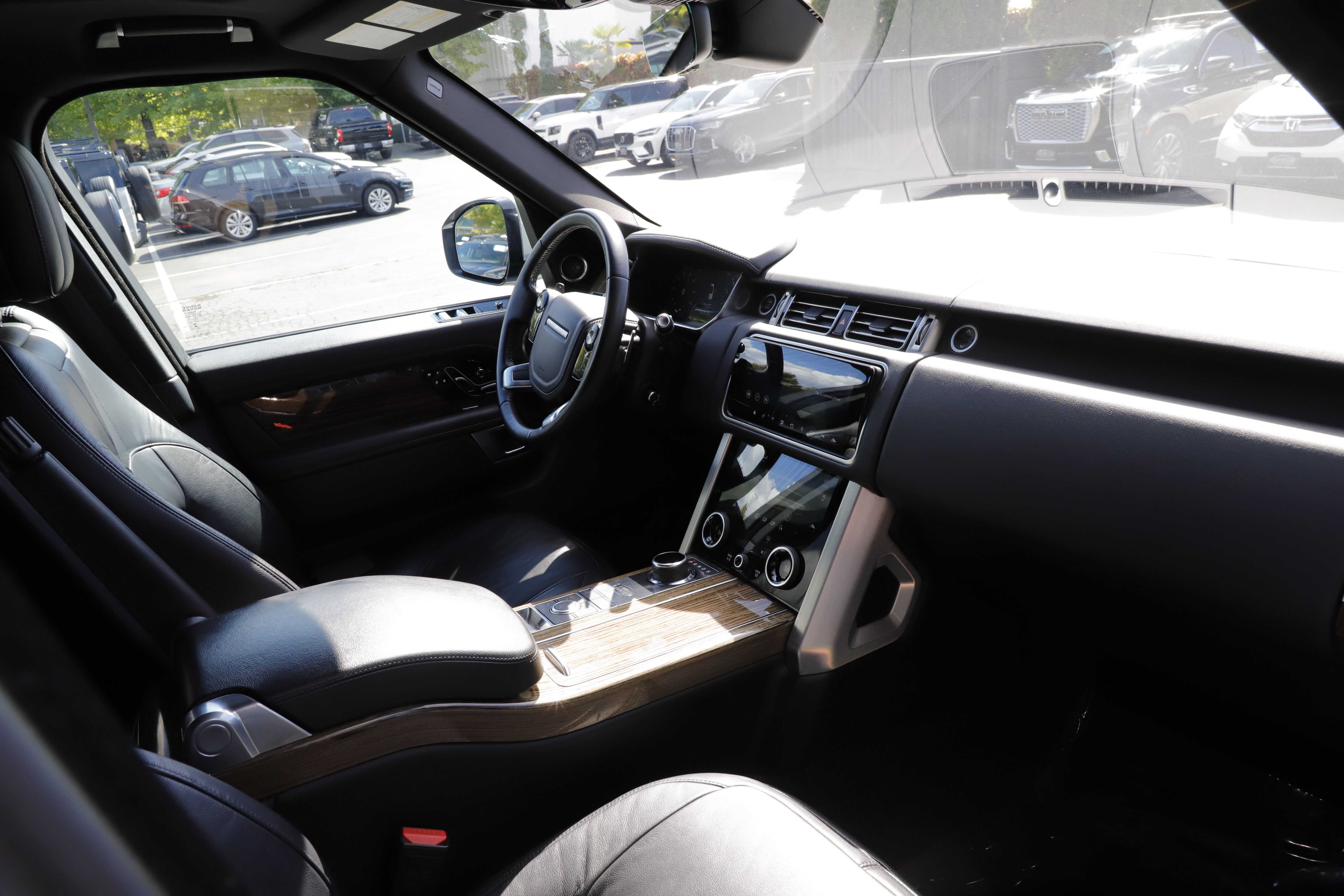 Used 2018 Land Rover Range Rover AWD/4WD image 12