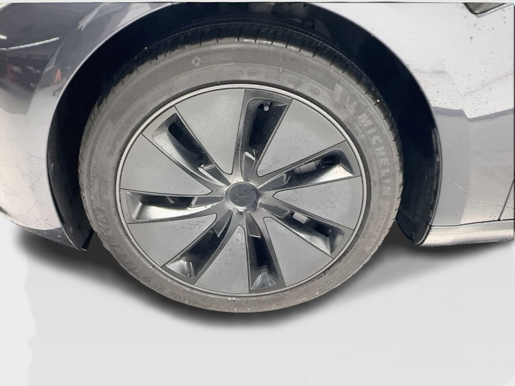 Used 2025 Tesla Model 3 Long Range RWD image 12