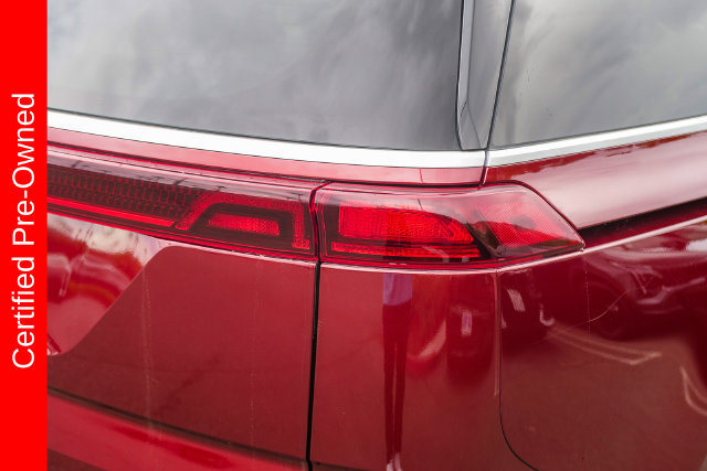 Certified 2024 Kia Carnival EX FWD image 8