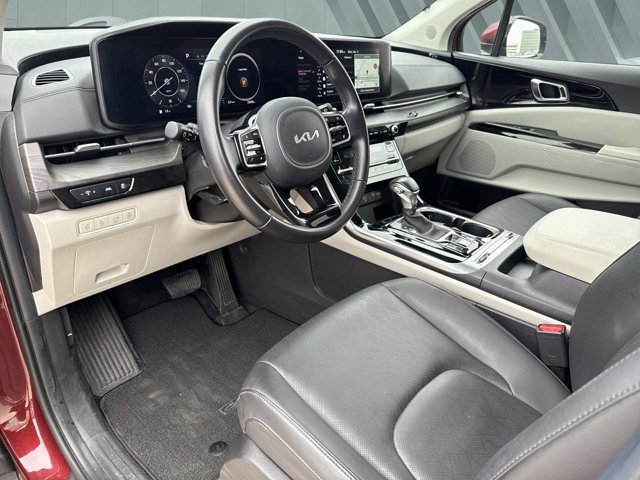 Used 2024 Kia Carnival SX image 11